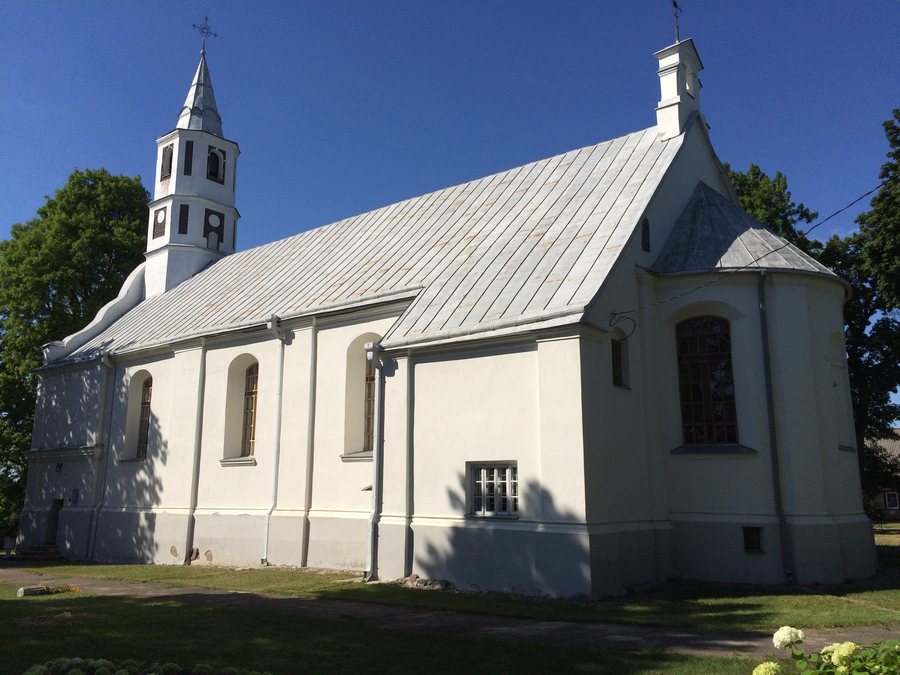 Čekiškės Švč. Trejybės bažnyčia - panoramio.jpg