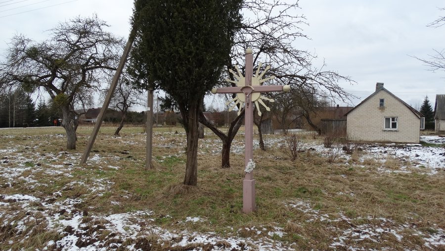 File:Byliškės, kryžius.JPG