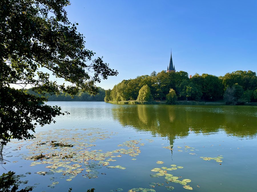 File:Lentvaris, Graužio ežeras (2).jpg